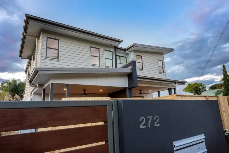 Fourth view of Homely townhouse listing, 2/272 Nursery Road, Holland Park QLD 4121