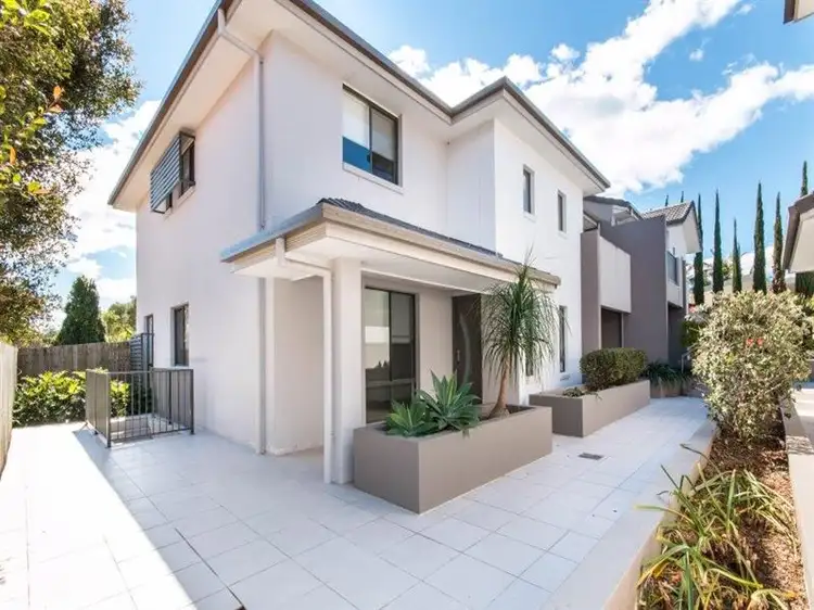 8 Belmont Grange. 139 Cotlew Street, Ashmore QLD 4214