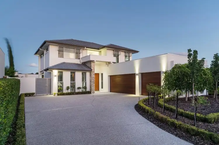2828 Gracemere Circuit East, Hope Island QLD 4212