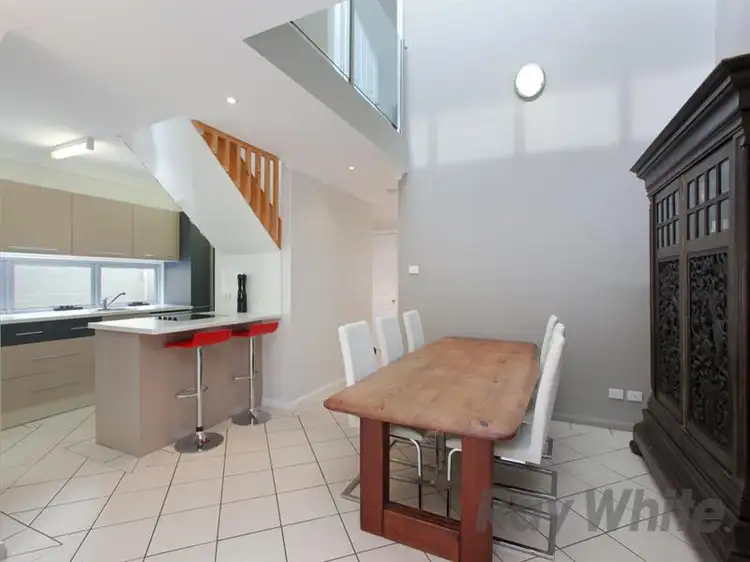 6/37 Kerr Street, Mayfield NSW 2304