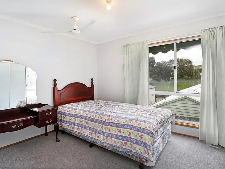 Fourth view of Homely unit listing, 1/34 Sanglen Terrace, Belmont VIC 3216