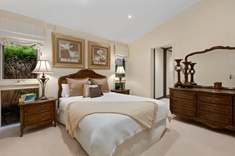 Sixth view of Homely house listing, 8 Ranleigh Rise, Templestowe Lower VIC 3107