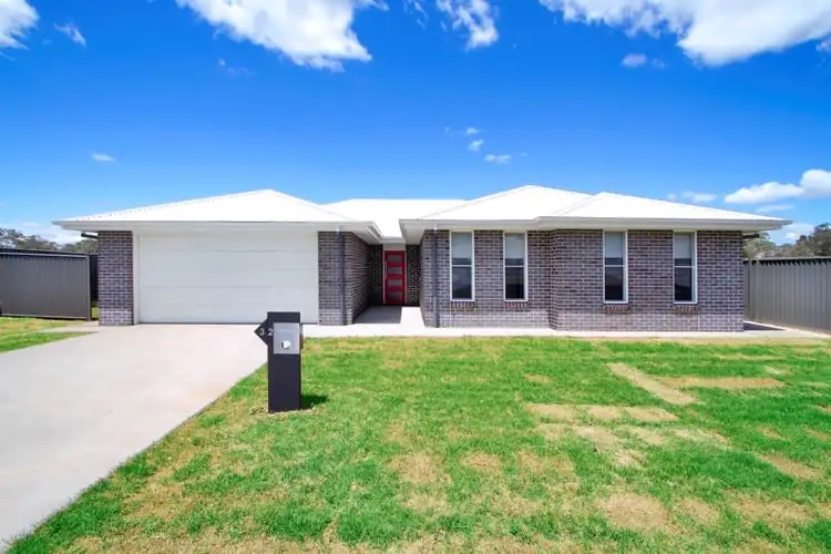 Main view of Homely house listing, 32 Kingham Street, Tamworth NSW 2340