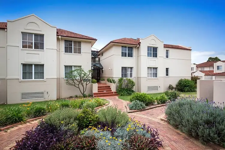 8/27 Bluegum Way, Menai NSW 2234
