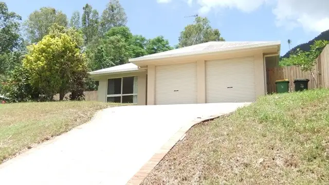 33 William Hickey Street, Redlynch QLD 4870
