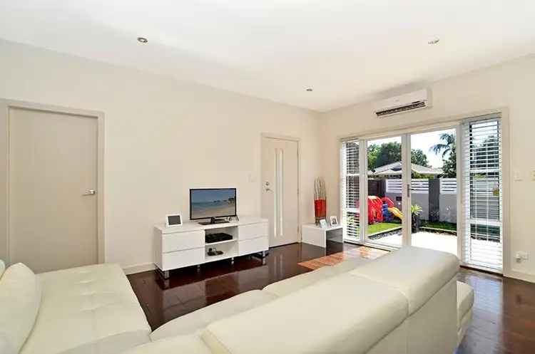 16 Clifford Street, Umina Beach NSW 2257