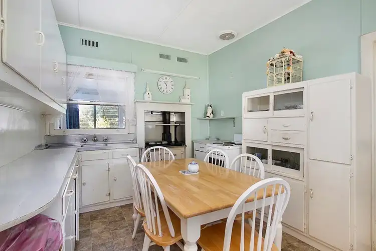 Fourth view of Homely house listing, 31 TREVALLYN Close, Montrose VIC 3765