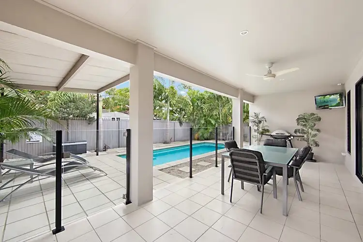 4 Beaconsfield Avenue, Kirwan QLD 4817