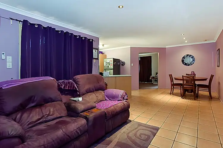 Third view of Homely house listing, 8 Glenview Court, Underwood QLD 4119