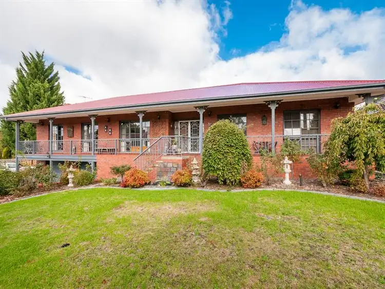 Second view of Homely house listing, 10 Berwick Place, Greenvale VIC 3059