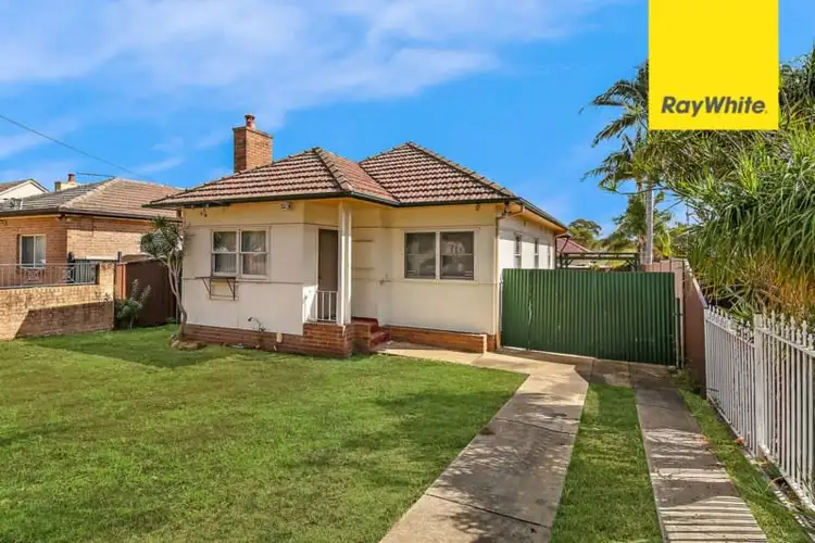 5 Iris Avenue, Riverwood NSW 2210
