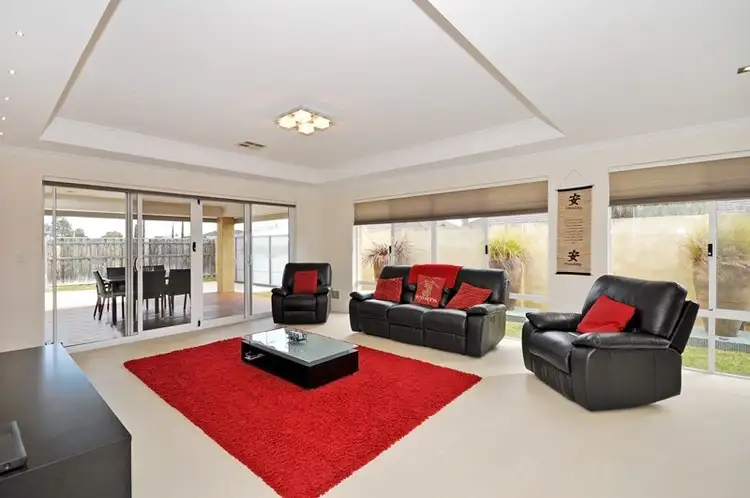 23 Oakhill Heights, Ellenbrook WA 6069