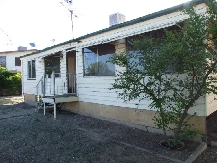 177 Emu Street, Longreach QLD 4730