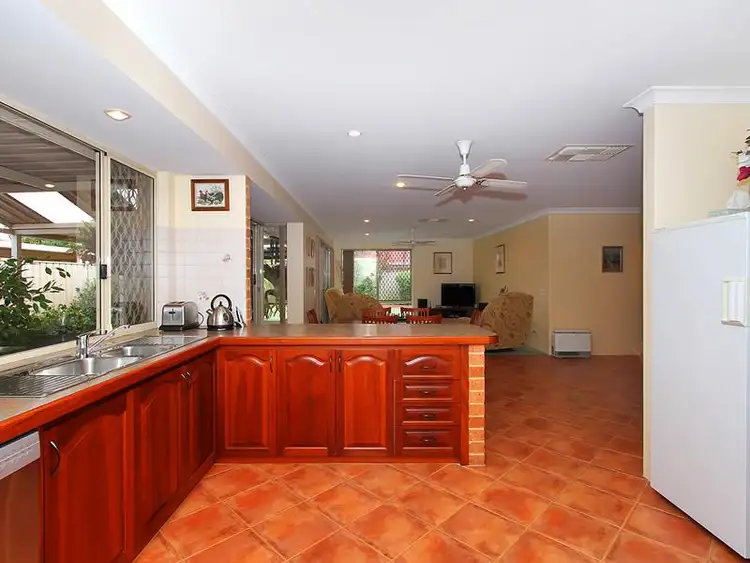Sixth view of Homely house listing, 7 Yantara Way, Canning Vale WA 6155