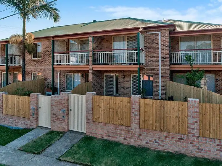 Main view of Homely apartment listing, 2/90 Richmond Road, Morningside QLD 4170