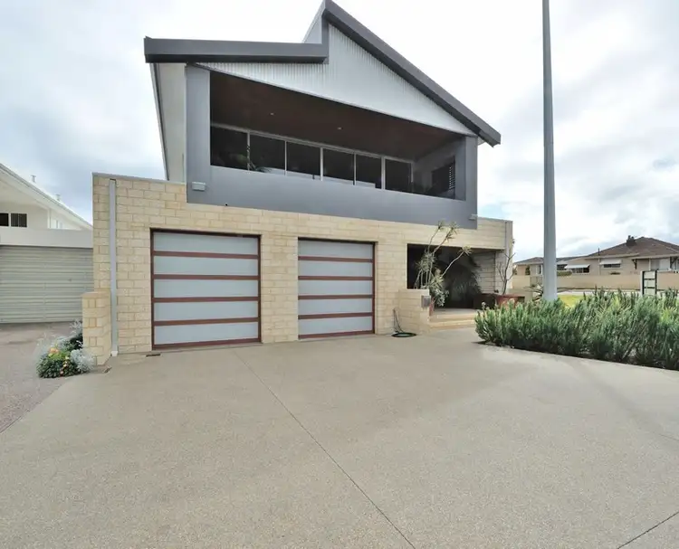 222 Arcadia Drive, Safety Bay WA 6169