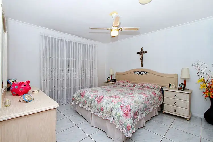 Seventh view of Homely house listing, 68 Hothlyn Drive, Craigieburn VIC 3064