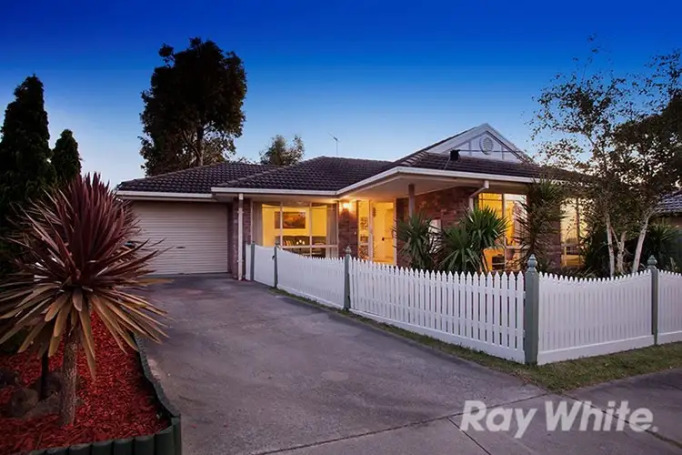 17 Fourth Avenue, Rowville VIC 3178