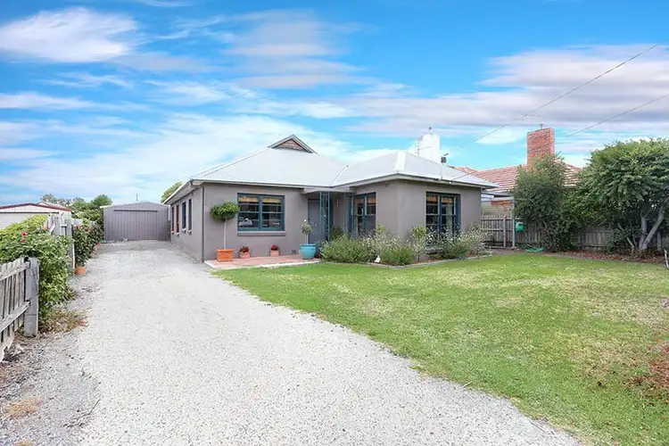 Second view of Homely house listing, 3 Newton Crescent, Lalor VIC 3075