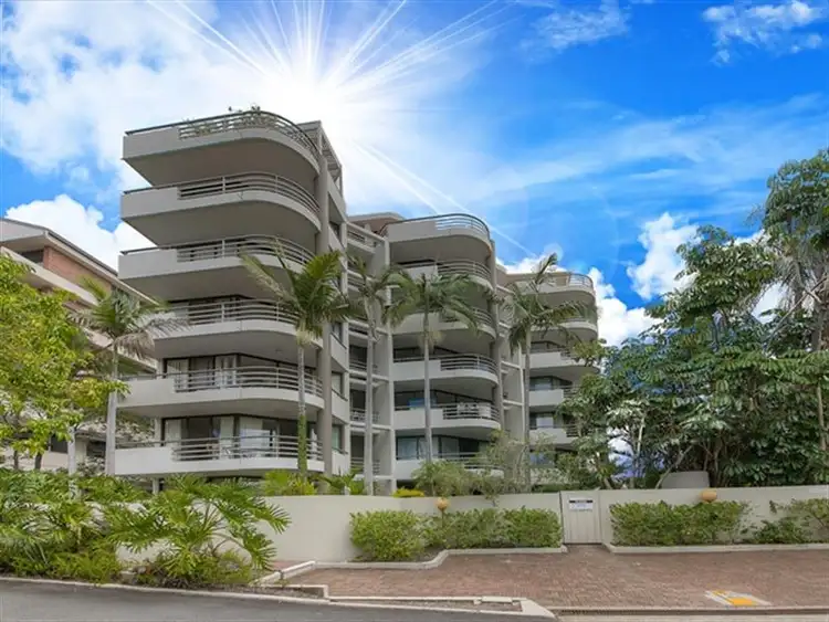 Second view of Homely apartment listing, 4/32 Fortescue Street, Spring Hill QLD 4000