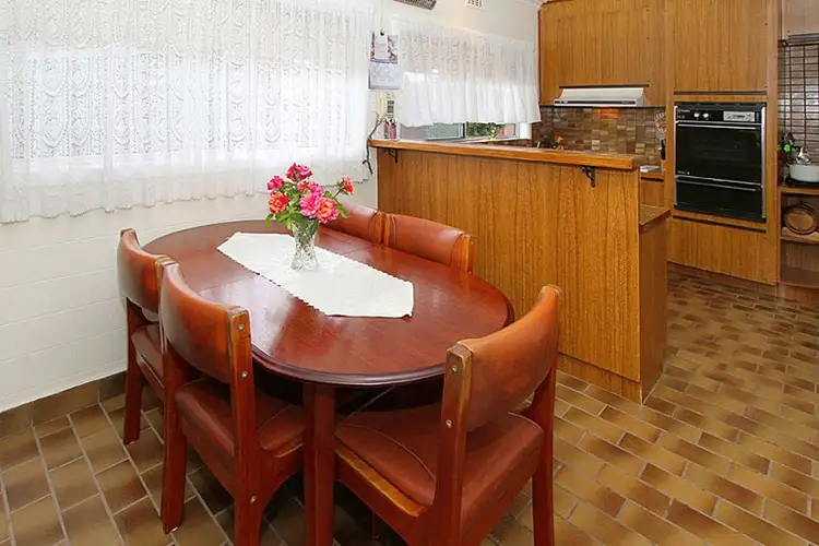 Fourth view of Homely house listing, 2 West Court, Lalor VIC 3075