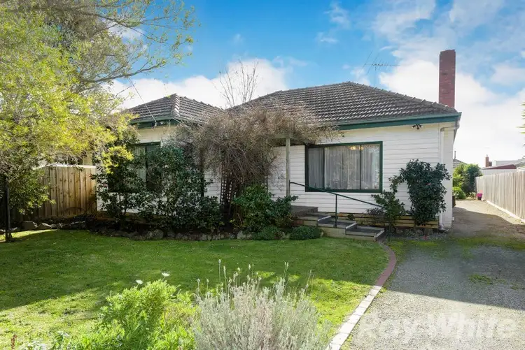 Main view of Homely house listing, 17 Gowrie Street, Bentleigh East VIC 3165