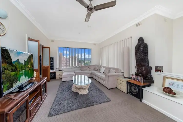 Fourth view of Homely house listing, 32 Gilmore Place, Queanbeyan NSW 2620