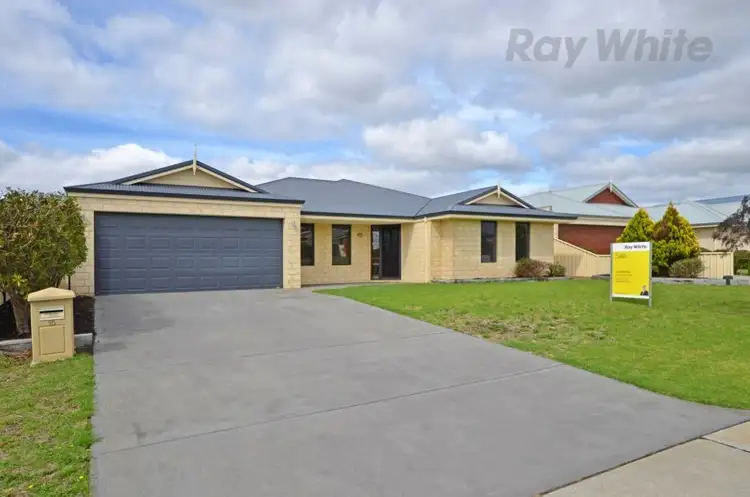 15 SCORPIO Drive, Mckail WA 6330