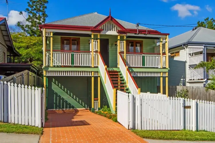 30 Burn Street, Camp Hill QLD 4152