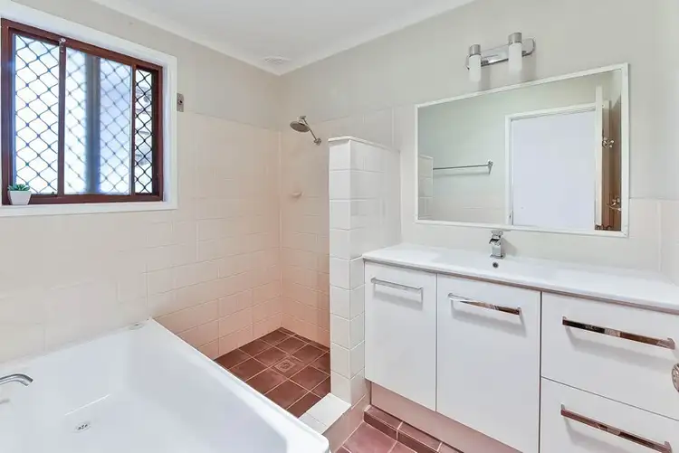 Fifth view of Homely house listing, 11 Jowett Place, Ingleburn NSW 2565