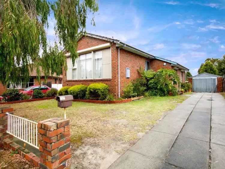 26 Hodgins Crescent, Frankston North VIC 3200