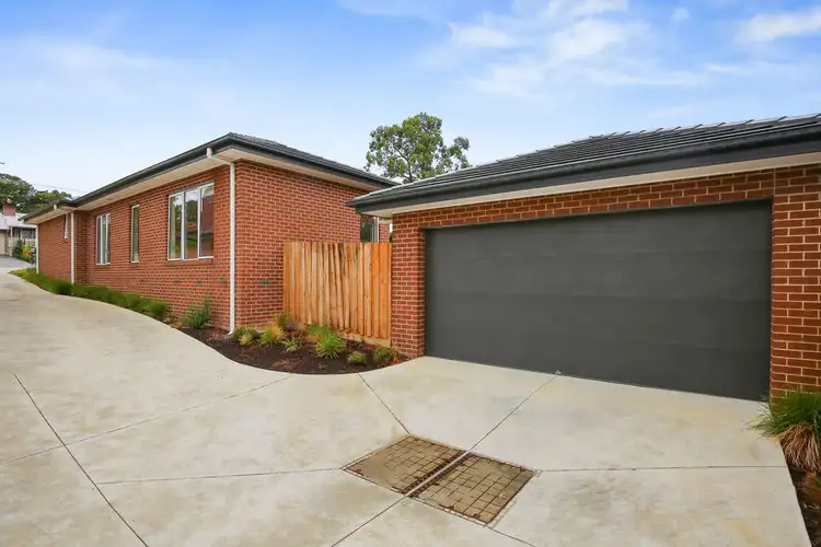 Second view of Homely house listing, 4/11 Glen View Road, Mount Evelyn VIC 3796