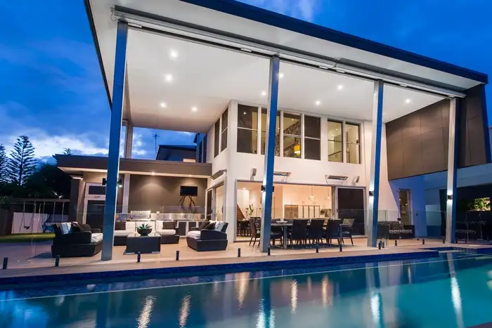 38 Calmwater Crescent, Helensvale QLD 4212