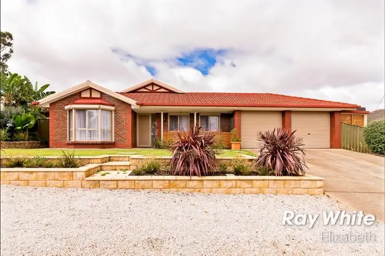 14 Cumbria Way, Craigmore SA 5114