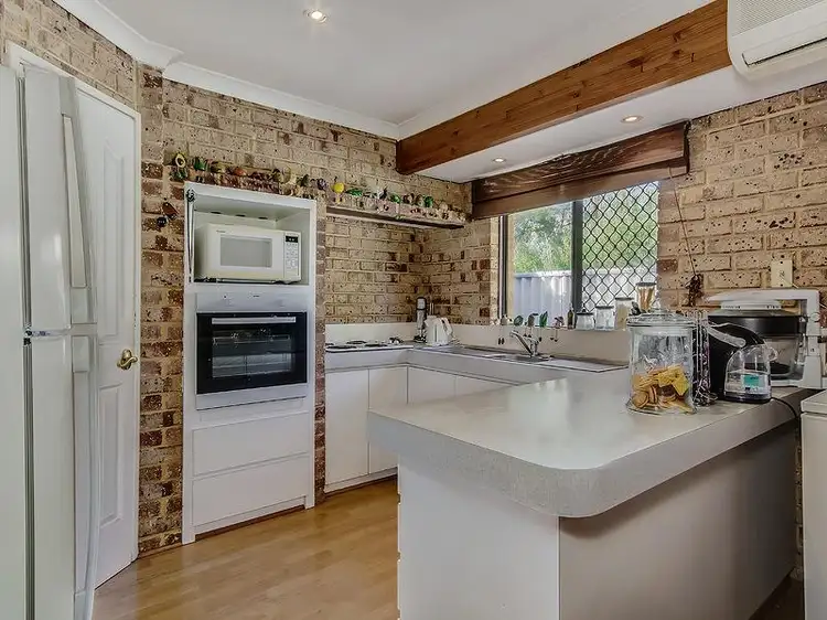 Fifth view of Homely house listing, 16 Meadow Court, Cooloongup WA 6168