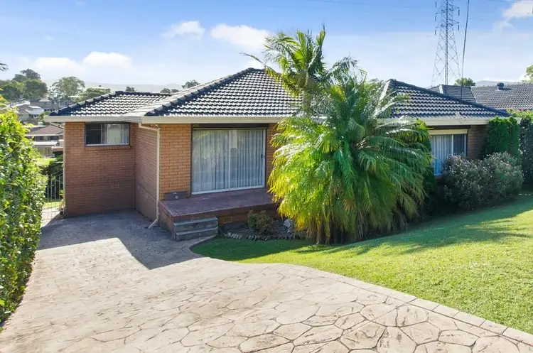 19 Cleary Avenue, Kanahooka NSW 2530