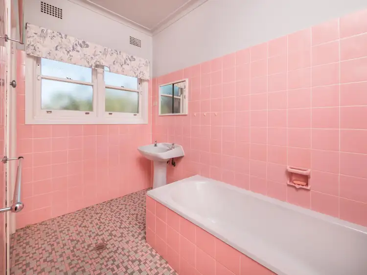 Fifth view of Homely house listing, 11 College Avenue, Armidale NSW 2350