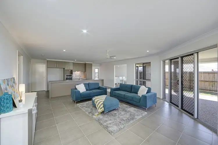 31 Mountney Street, Avoca QLD 4670