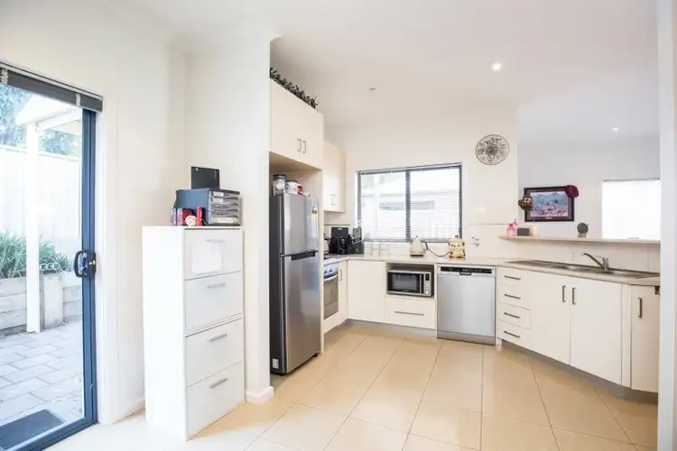 Fourth view of Homely house listing, 1B Limestone Court, Mount Gambier SA 5290