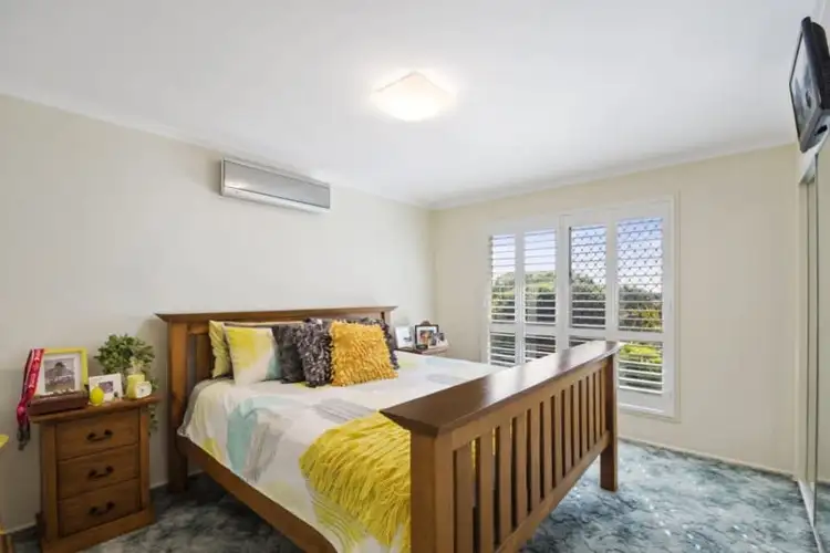 Fifth view of Homely house listing, 2 Osborne Court, Kearneys Spring QLD 4350