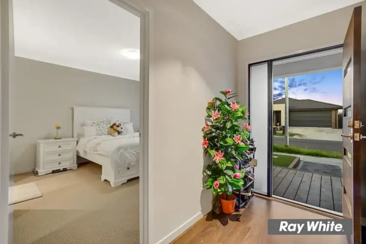 Second view of Homely house listing, 31 Glenfern Circuit, Truganina VIC 3029