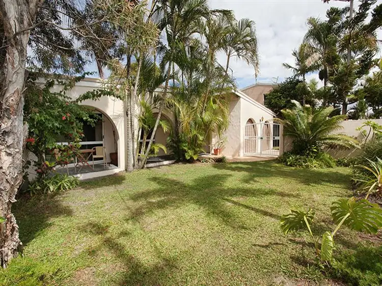65 Goonawarra Drive, Mooloolaba QLD 4557
