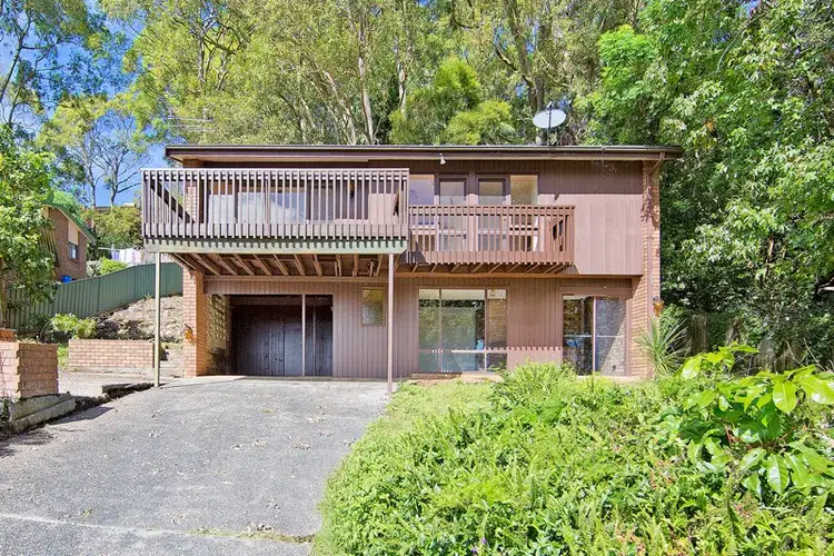 5 Jonathon Close, Bateau Bay NSW 2261