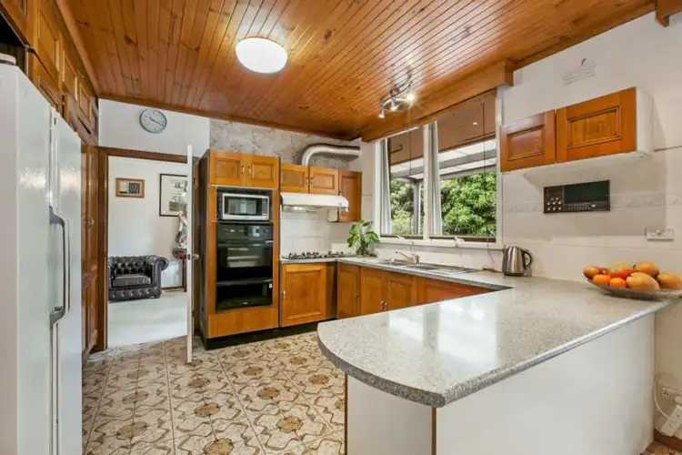 Sixth view of Homely house listing, 112 Willow Bend, Bulleen VIC 3105