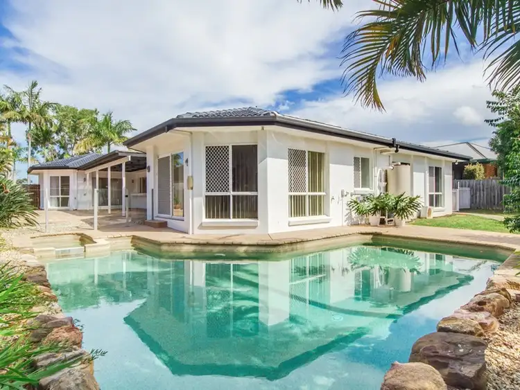 37 Yarraville Street, Robina QLD 4226