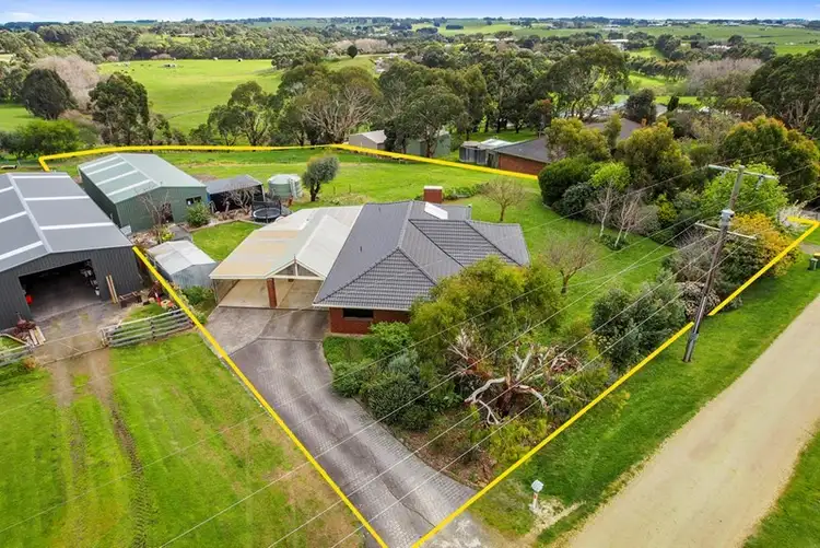 55 Bellmans Road, Bushfield VIC 3281