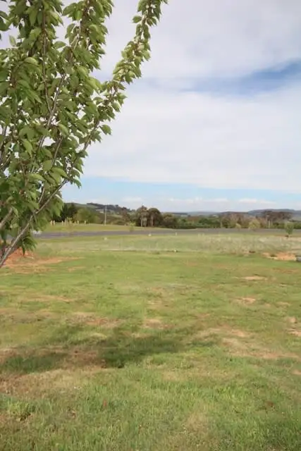 2 Blenheim Avenue, Oberon NSW 2787