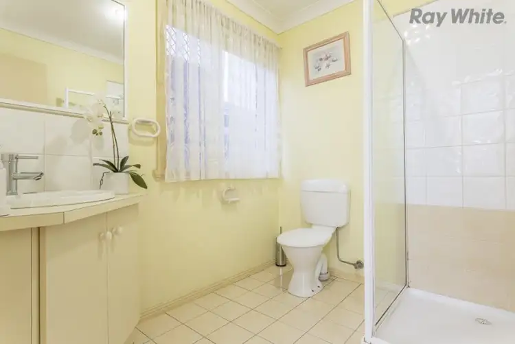 Fifth view of Homely house listing, 15 Warrego Place, Taylors Lakes VIC 3038