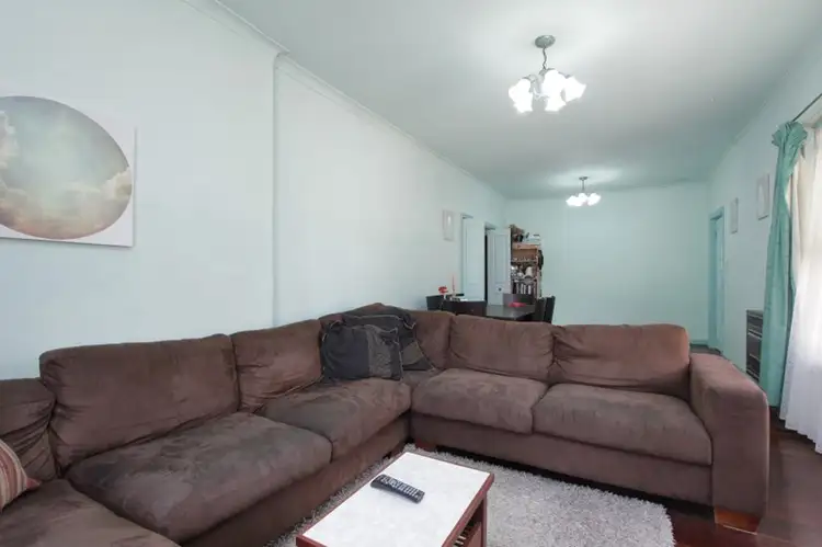 Fifth view of Homely house listing, 59 McGlinn Way, Cloverdale WA 6105