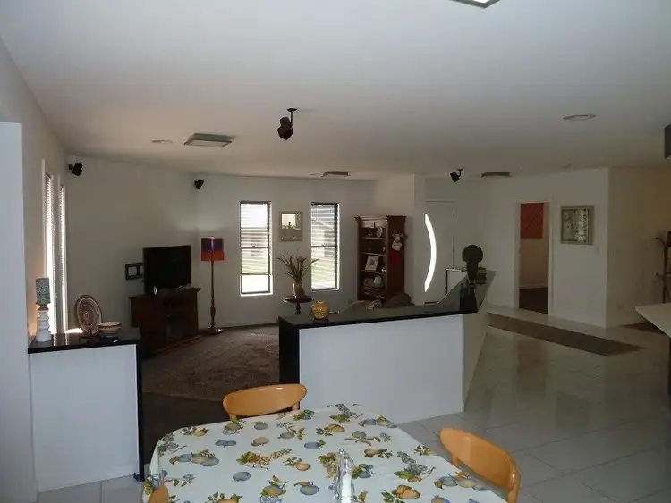 Sixth view of Homely house listing, 2 Mariner Court, Mount Gambier SA 5290